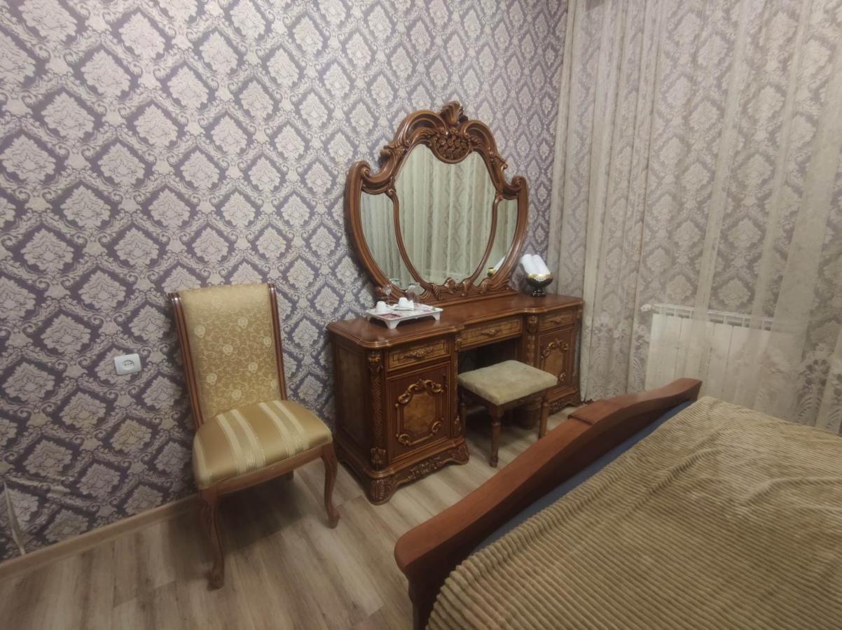 Ivan House Apartment เยเรวาน ภายนอก รูปภาพ