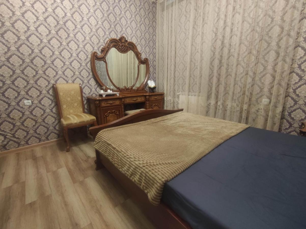 Ivan House Apartment เยเรวาน ภายนอก รูปภาพ
